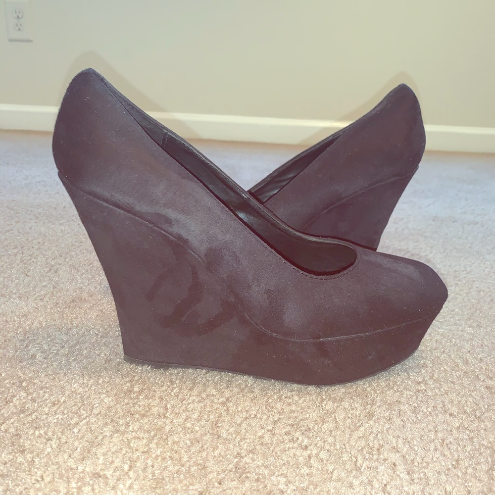 Wedge me please!!!